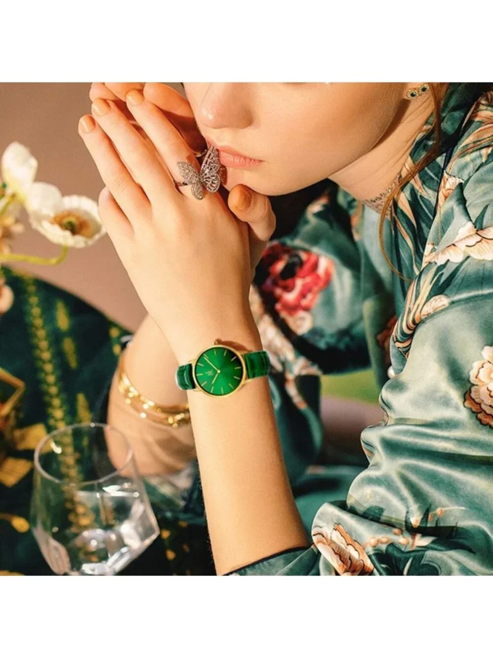 Women's Green Creative Simplicity Genuine Leather Ladies Elegant Wrist Watches